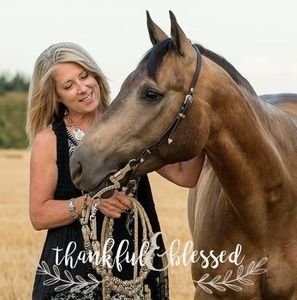 Meet your Posher, Kristin